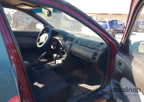 1996 Nissan Maxima Gle/Gxe/Se z USA, uszkodzony, nr VIN JN1CA21D6TT156394